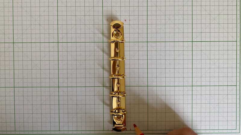 手帳を作る　型紙に印をつける