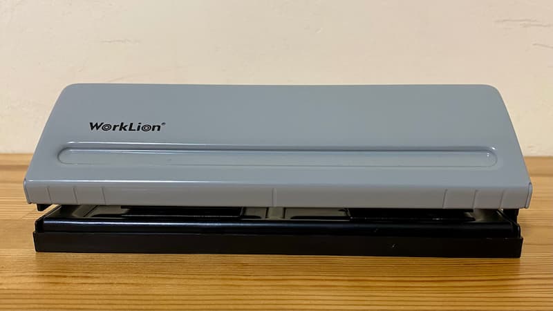 6穴リング用の穴あけパンチ