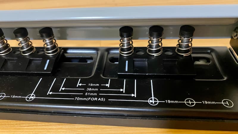 6リングファイル用穴あけパンチ